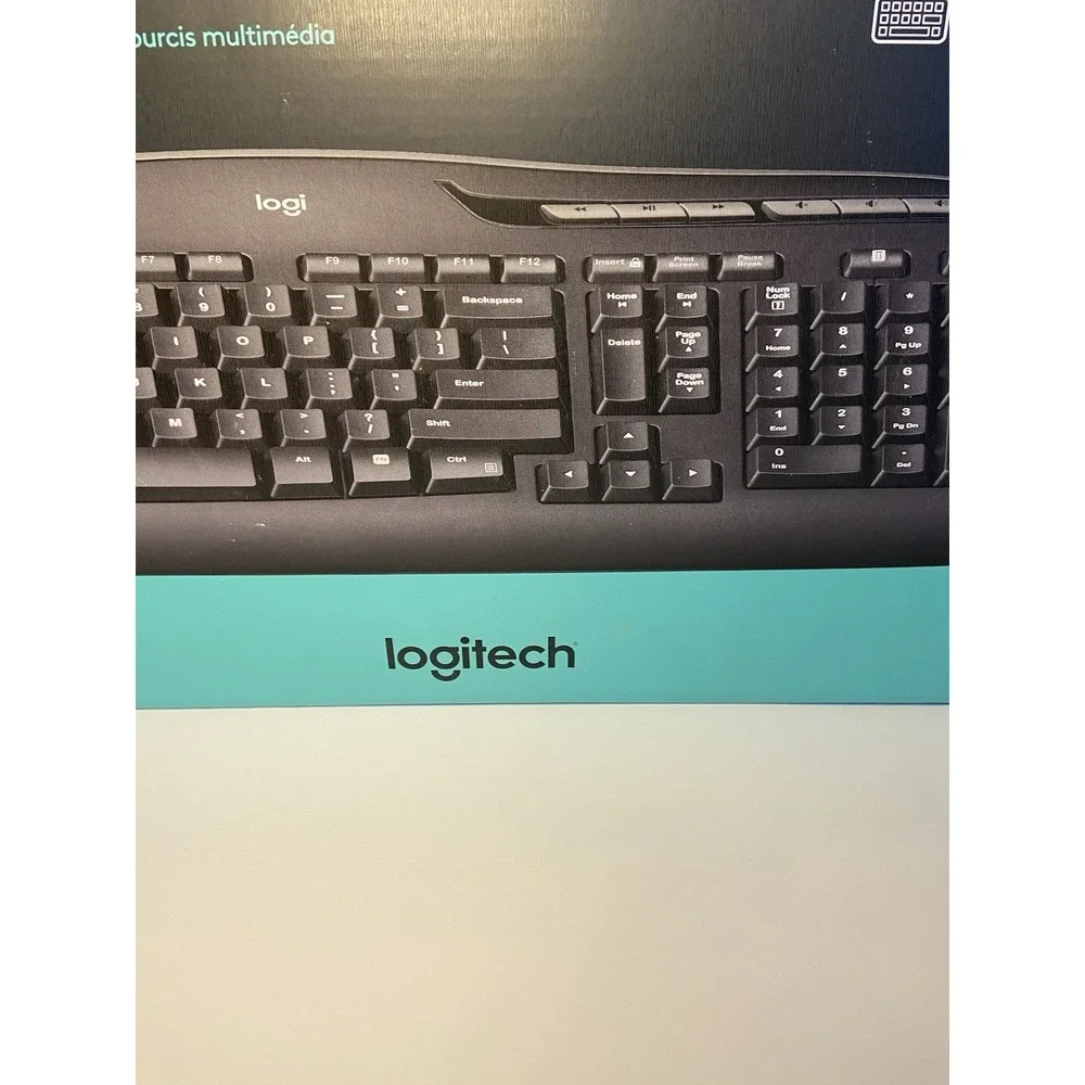 Logitech‎ Key Board - Picture 5 of 6